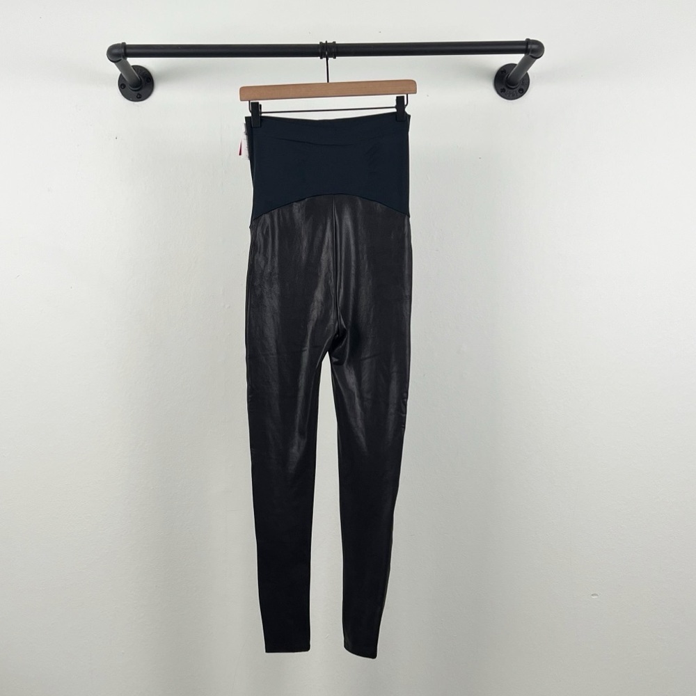 NWT SPANX Mama Maternity Faux Leather Leggings in Very Black - Picture 6 of 7